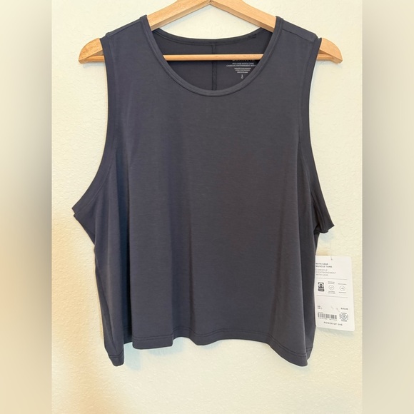 Athleta With Ease Muscle Tank - Picture 4 of 9